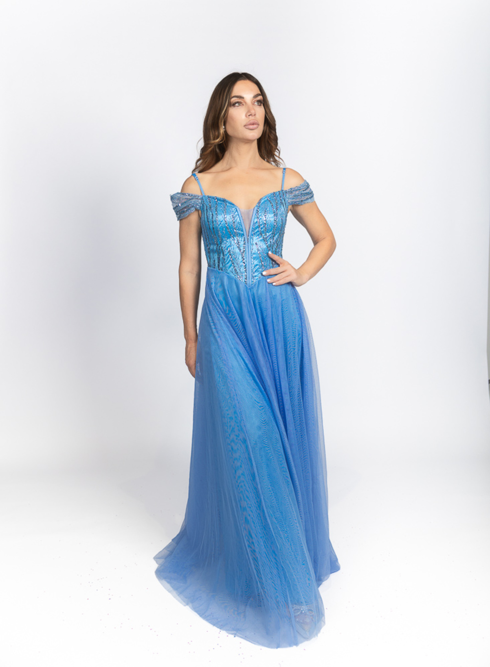 Pauline - Γοητευτική τουαλέτα με off-shoulder σχέδιο και λάμψη πριγκίπισσας - 3